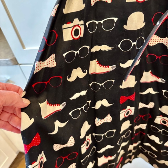 “Lady Vintage” Mod Print Dress - Picture 7 of 7